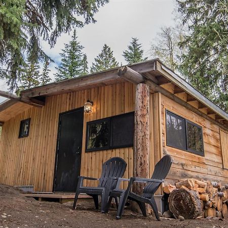 Chute Lake Lodge Naramata Eksteriør billede