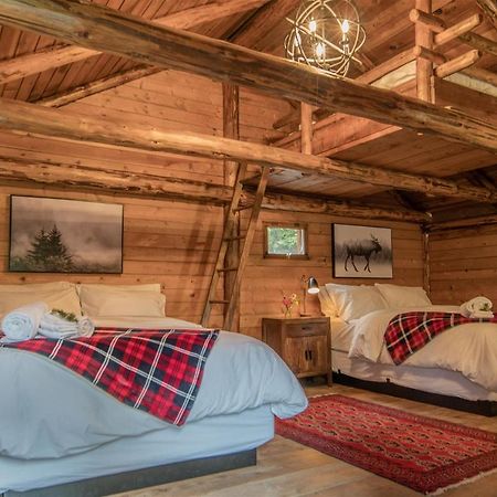 Chute Lake Lodge Naramata Eksteriør billede