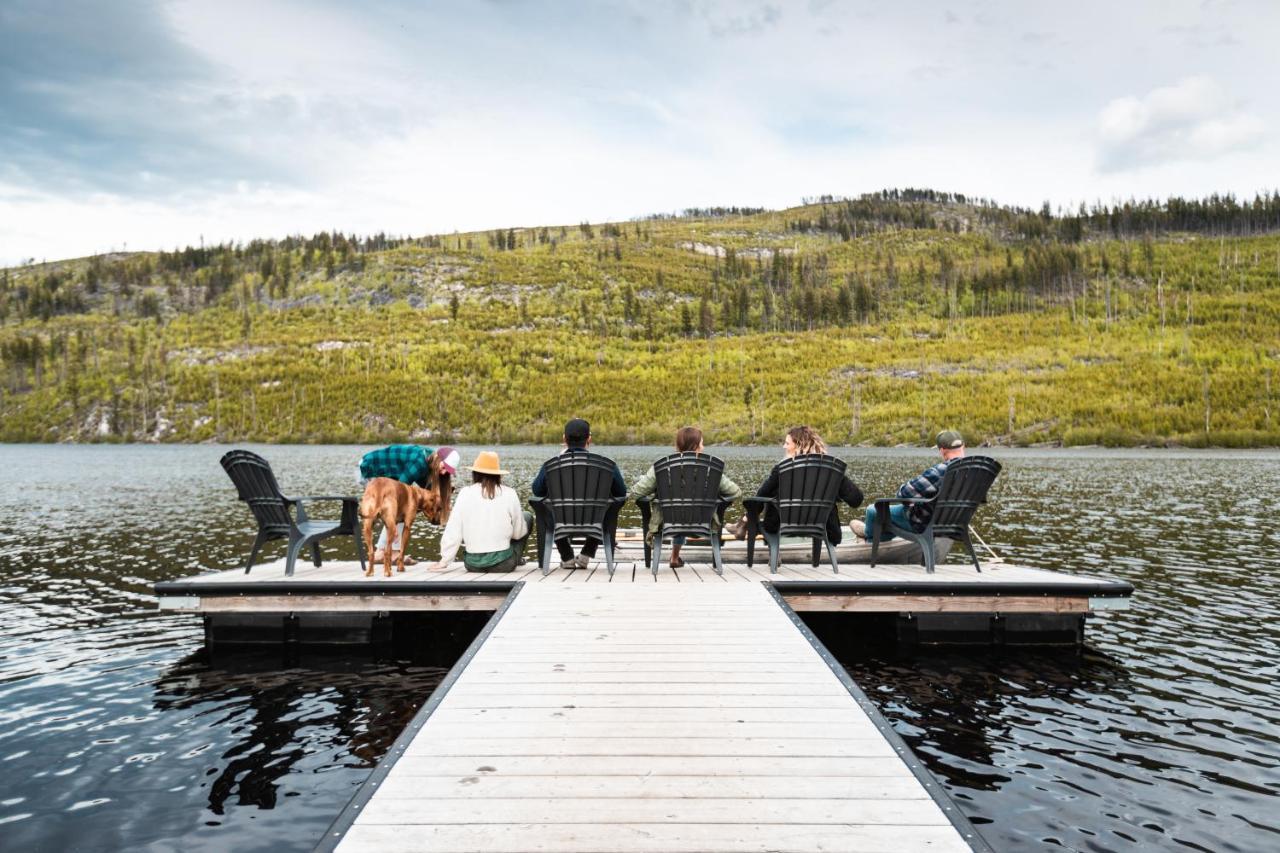 Chute Lake Lodge Naramata Eksteriør billede