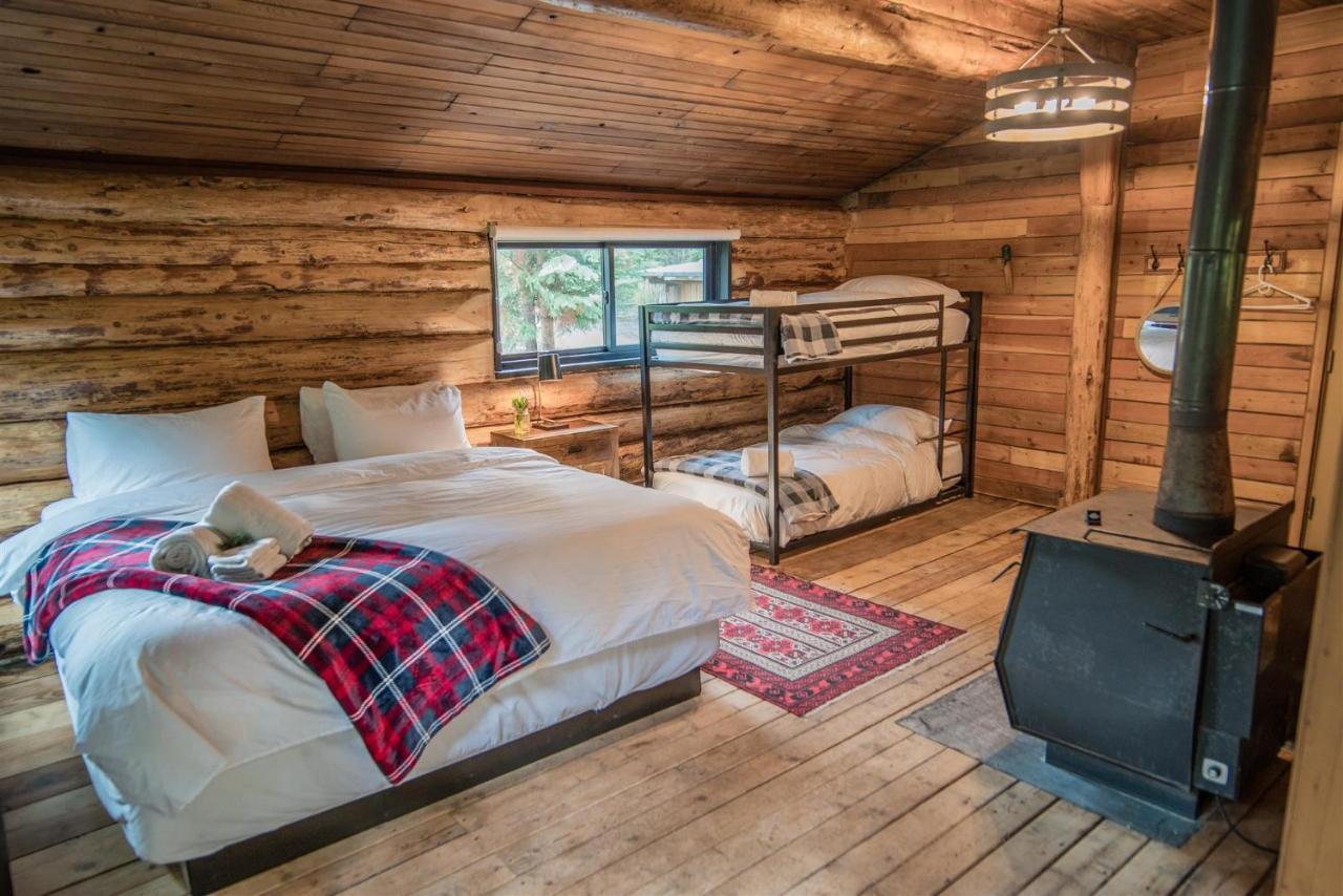 Chute Lake Lodge Naramata Eksteriør billede