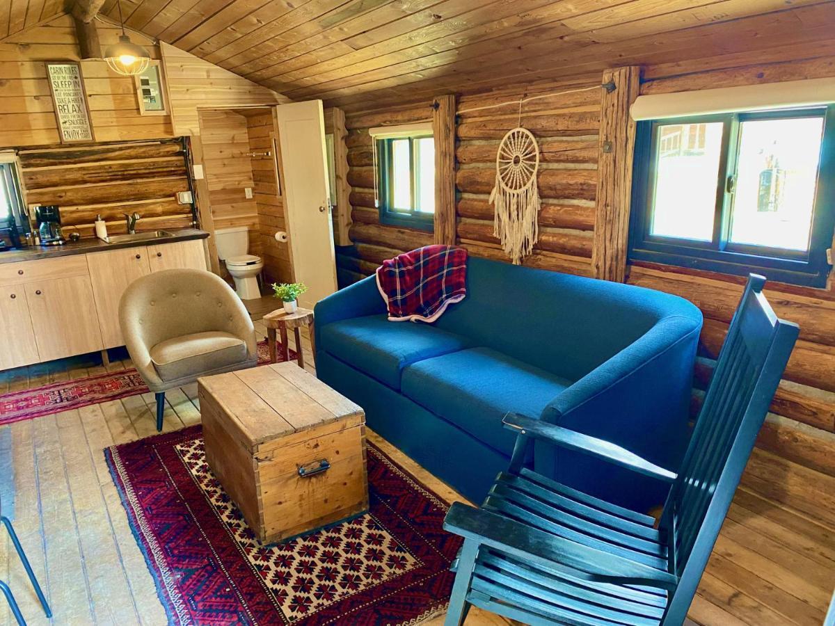 Chute Lake Lodge Naramata Eksteriør billede
