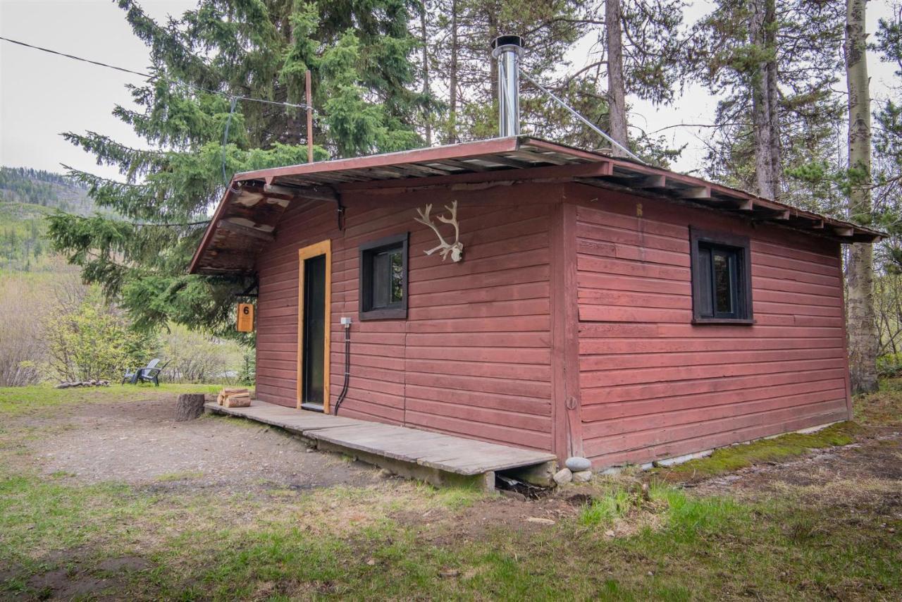 Chute Lake Lodge Naramata Eksteriør billede